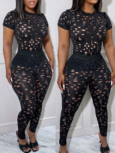 Indiebeautie – Einfarbiges Set aus zerrissenem Oberteil und Hose